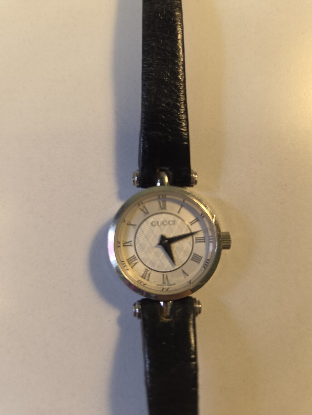 Gucci Silver Dial Watch with Black Leather Strap READ